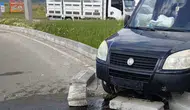 Bolu’da sürücünün kontrolünü kaybettiği araç refüje çarparak durabildi