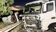 Manisa Kula'da iki tır çarpıştı
