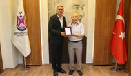 Manisa’nın nikah memuru 41 bin çifti evlendirdikten sonra emekli oldu