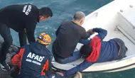 Zonguldak'ta balık tutarken kayalıklara düşen adam kurtarıldı