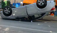 Bolu'da sabah trafiğinde park halindeki araca çarpan sürücü takla attı