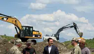 Akyaka demiryolu hattı yenileniyor