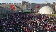 Yedikule Hisarı'nda milli maç heyecanı sabaha kadar sürdü