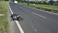 Samsun'da motosikletin lastiği patladı 2 genç yaralandı