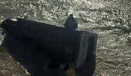 Hakkari’de Zap Suyu’na uçan sürücü geceyi aracın üzerinde geçirdi