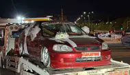 Eskişehirde nişan arabası süsü bozulmasın diye çekiciyle taşındı