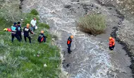 Erzurum'da mantar toplarken derede mahsur kaldılar