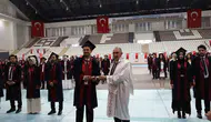 Fırat Üniversitesi 175 genç hekimi görevine uğurladı