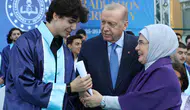 Erdoğan torununun mezuniyet sevincine ortak oldu
