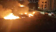 Nusaybin sınırında mayınlı alana sıçrayan anız yangını söndürüldü