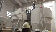 Bilecik’teki çimento fabrikasında beton kesen işçi kazana düştü