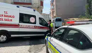 Sinop’ta motosiklet sürücüsü virajı alamayınca yola savruldu