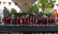 Manisalı minikler yıl sonu gösterisinde hünerlerini sergiledi