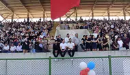 Zonguldak’ta 500 öğrenci mezuniyet coşkusunu stadyumda yaşadı