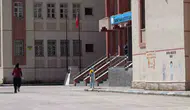 Van'da LGS heyecanı Binlerce öğrenci okul kapılarına koştu