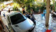 Fethiye'de komşu kavgası kameraya yansıdı