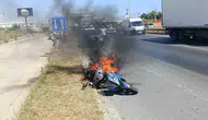 Antalya yolunda yanan motosiklete kimse durmadı