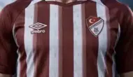 Elazığspor gol kralı Kemal Rüzgar ile el sıkıştı