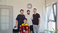 Kumbarasındaki parayı Eskişehirspor’a veren minik Hüseyin’e özel ziyaret