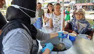 Antalya’nın 19 ilçesinde aşure kazanları kaynıyor