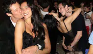 Dua Lipa ve Callum Turner, Londra’da evlendi magazin gündemine oturdu