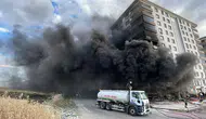 Şanlıurfa'da 10 katlı binanın altında korkutan yangın