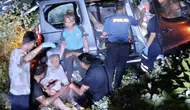 Samsun’da 40 metrelik uçuruma yuvarlanan araçtan iki kişi sağ çıktı