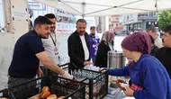 Pursaklar Belediyesi sınav sabahı öğrencilerin ve velilerin imdadına yetişti