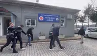 250 kilometre yol gidip 740 bin liralık altın çaldılar