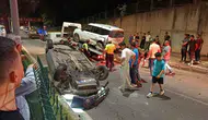 Samsun'da zincirleme kaza Otomobil takla atıp park halindeki araçlara daldı