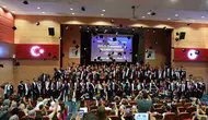 Karabük Üniversitesi öğrencileri kep atarak mezuniyet sevincini yaşadı