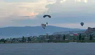 Kapadokya gökyüzünde nefes kesen jandarma gösterisi