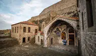 Trabzonun tarihi ve doğal mekanları turist akınına uğruyor