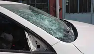 Konya’da park kavgası Komşusunun milyonluk aracını hurdaya çevirdi