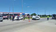Şarkışla yolunda kaza İki araç kavşakta birbirine girdi