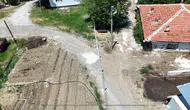 Ankara'da komşu kavgası Evine giden yolu çitlerle kapattılar