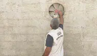 Şanlıurfa'da gıda denetiminde kapı açılmayınca havalandırma deliğini kullandılar