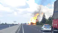 Aksaray Nevşehir yolunda TIR yangını ormana sıçradı
