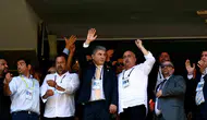 Fenerbahçe kongresinde aday kavgası Sandık başına gidilirken oturum durduruldu