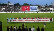 Denizli’de mahalleler kupayı kaldırmak için Atatürk Stadı’nda ter döktü