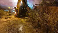 İvrindi’de gece yarısı yangını 200 balya saman küle döndü