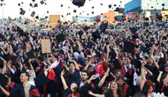 Anadolu Üniversitesi mezunları stadyumu doldurdu