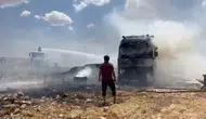 Viranşehir yolunda saman yüklü TIR alevler içinde kaldı