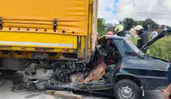 Samsun Bafra'da feci kaza TIR'a çarpan otomobildeki çift hayatını kaybetti