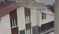 Ahlat'ta rüzgar şiddetini artırdı çatıları yerinden söktü