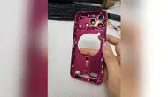 Apple yeni iPhone 18 Pro için Koyu Kiraz rengini hazırlıyor