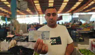 Adana pazarlarında gizemli aşk notlu banknotlar dönüyor