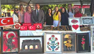 Köşk meydanında yılın emekleri sergileniyor