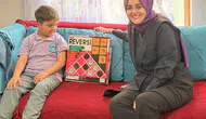 Gölpazarı Kaymakamı öğrencilerin kapısını çay saati için çaldı