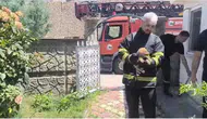 Batmanlı işçilerin duvar arasına sıkışan köpek için başlattığı seferberlik